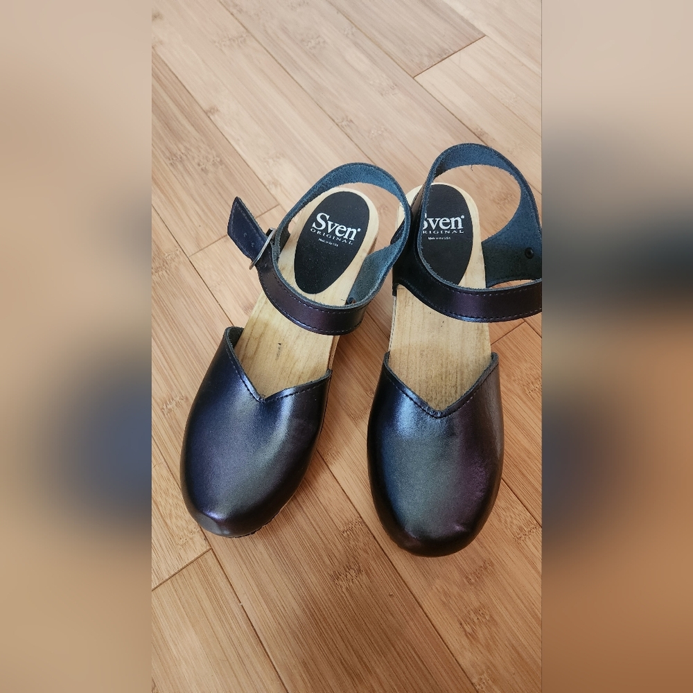 Sven Black Mules Classic Minimalist Design